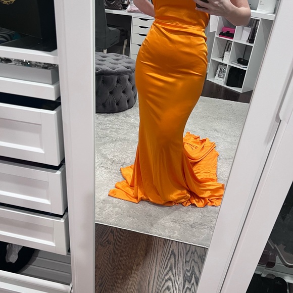 Moda glam GISELLE MERMAID EVENING GOWN- orange - Picture 3 of 9